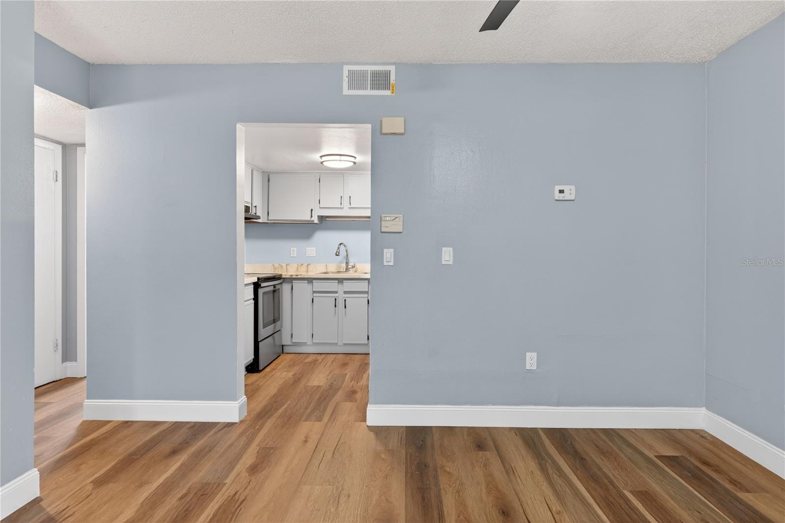 AVALON CONDO - Residential