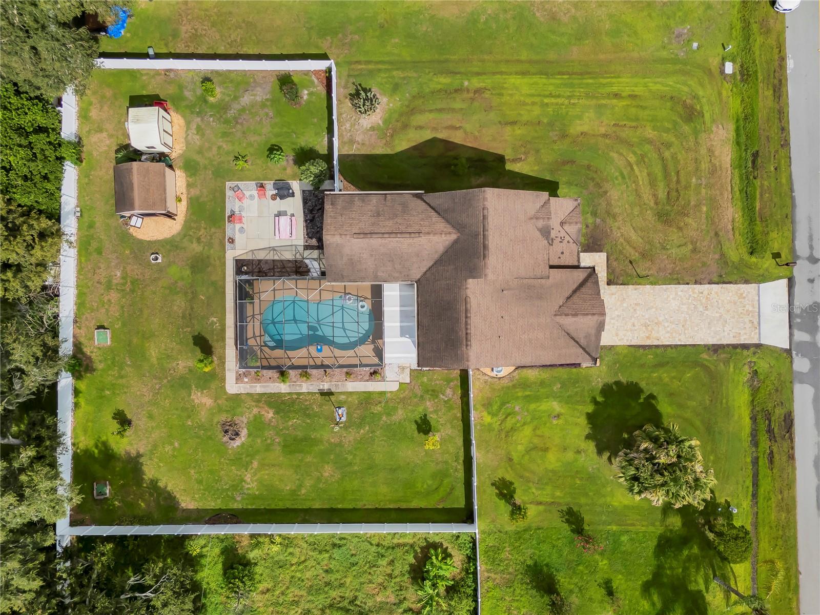 1861 PINE NEEDLE TRAIL