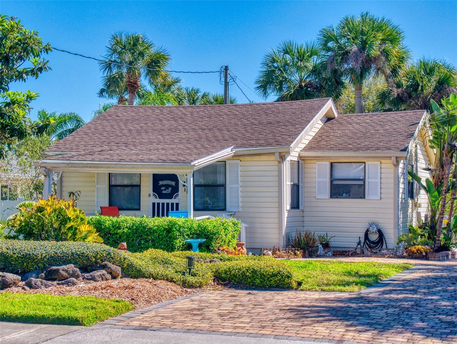 603 N PENINSULA AVENUE