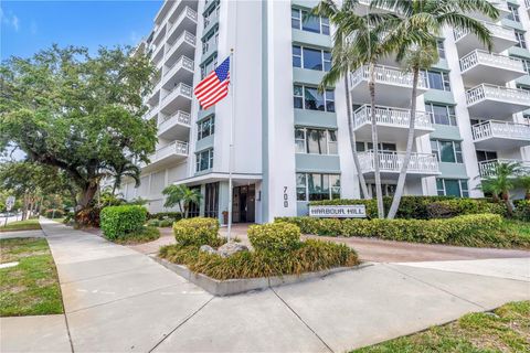 700 BEACH DRIVE NE 602 ST PETERSBURG FL 33701