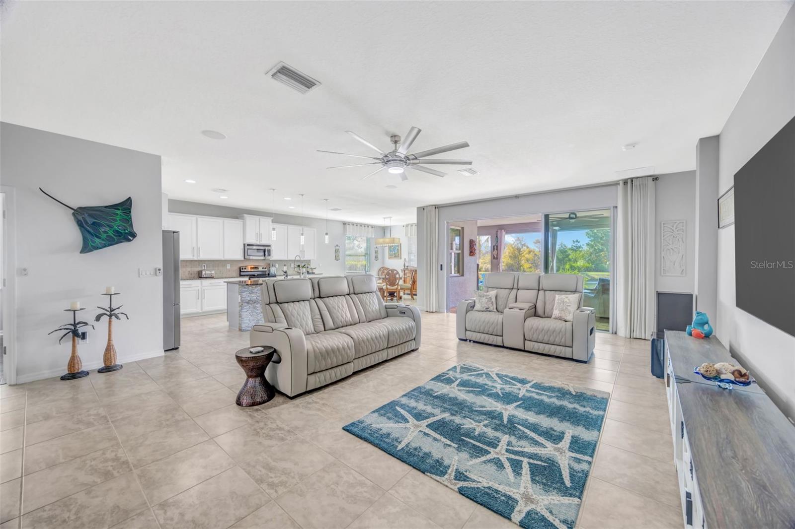 AVALON PARK - Residential