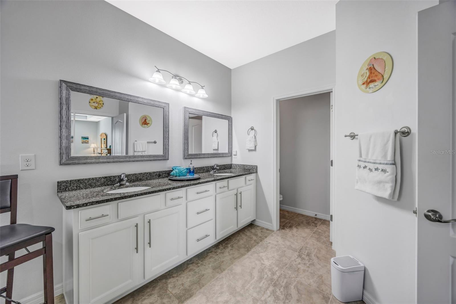 AVALON PARK - Residential