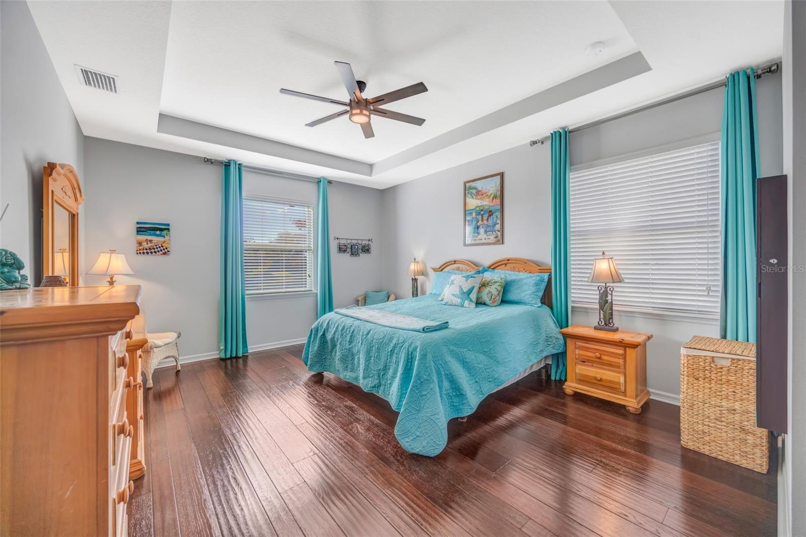 AVALON PARK - Residential