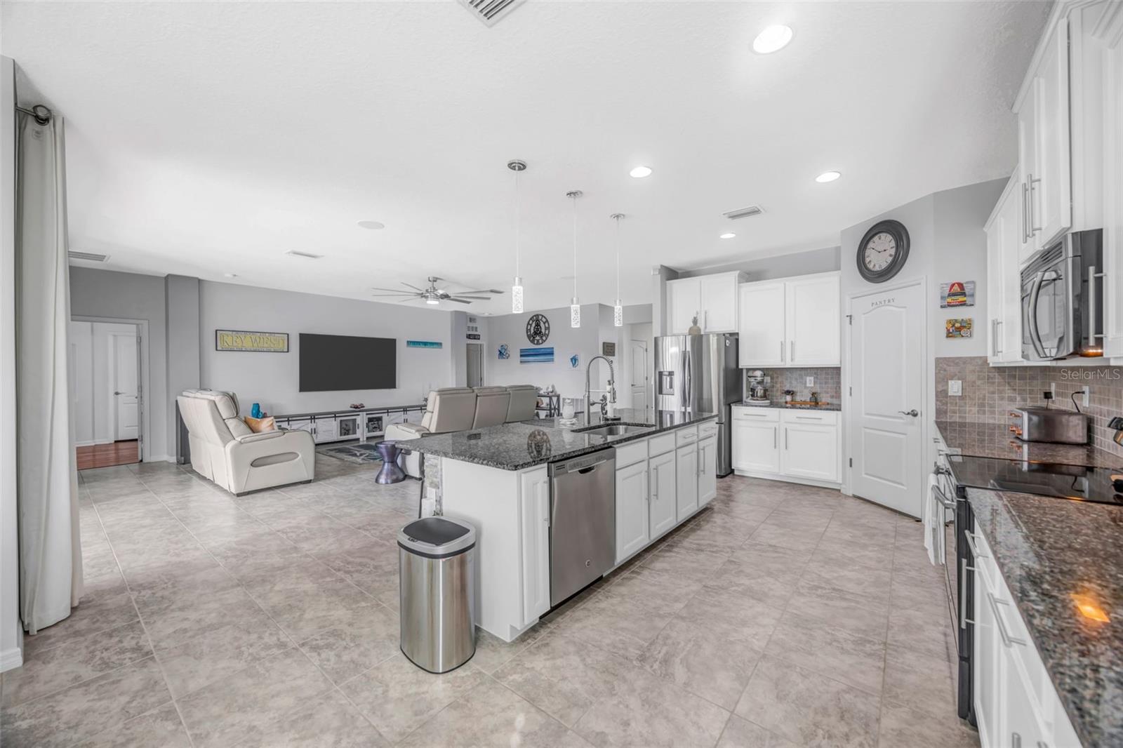 AVALON PARK - Residential