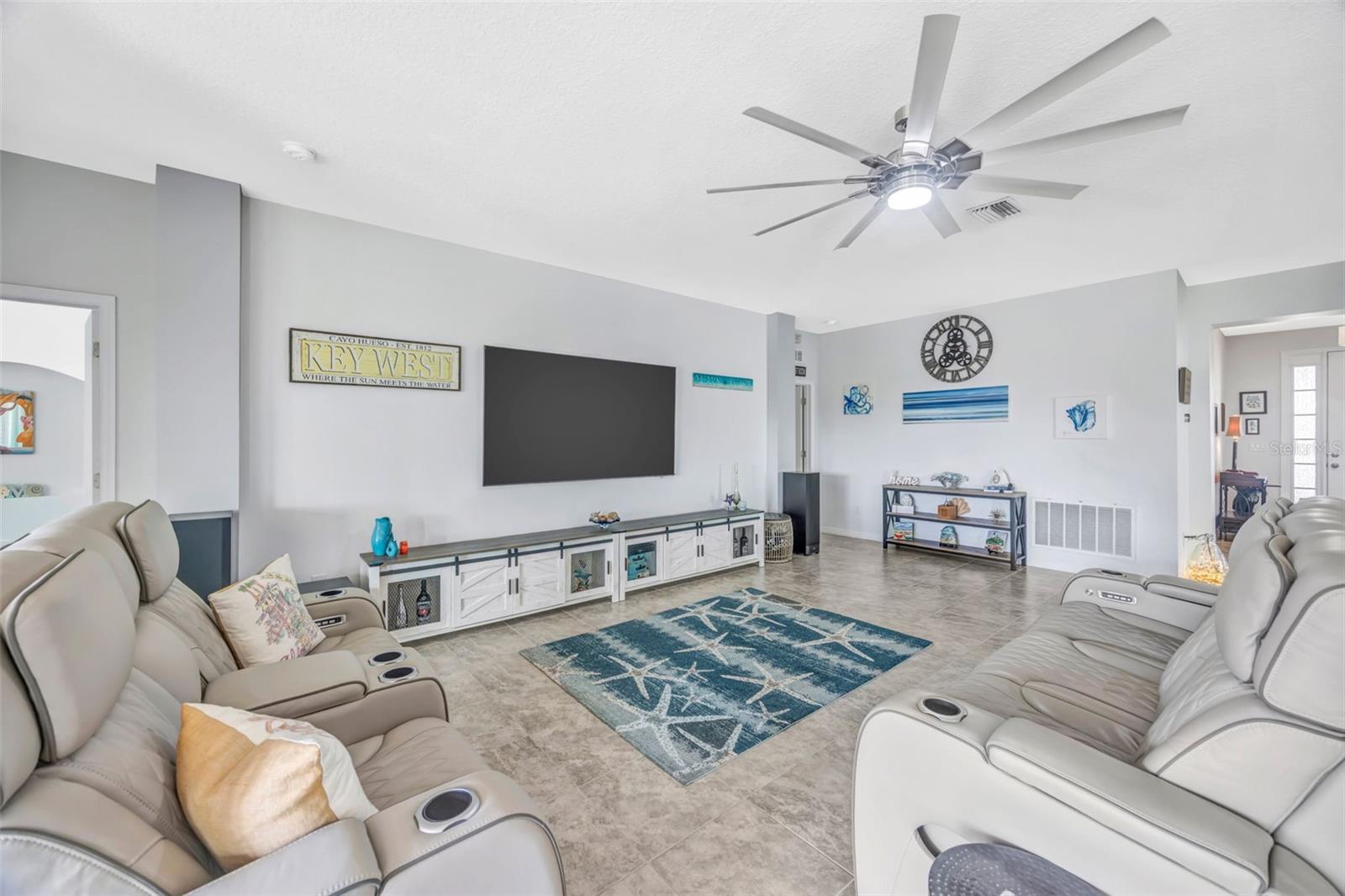 AVALON PARK - Residential