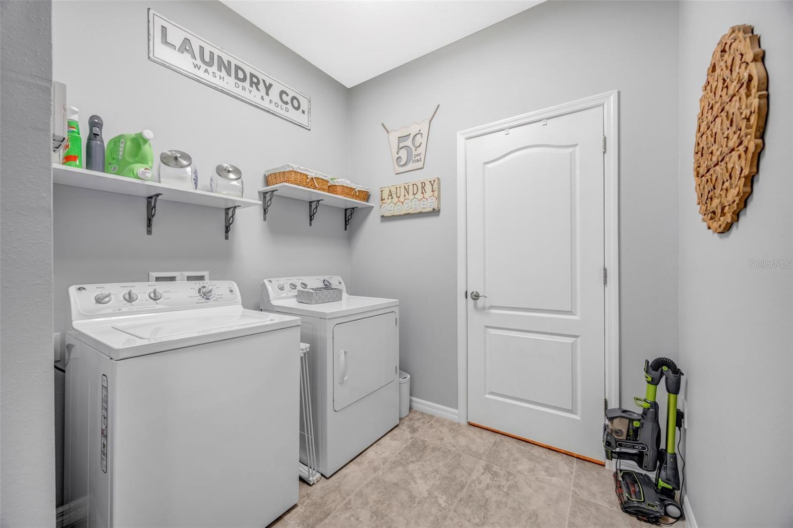 AVALON PARK - Residential