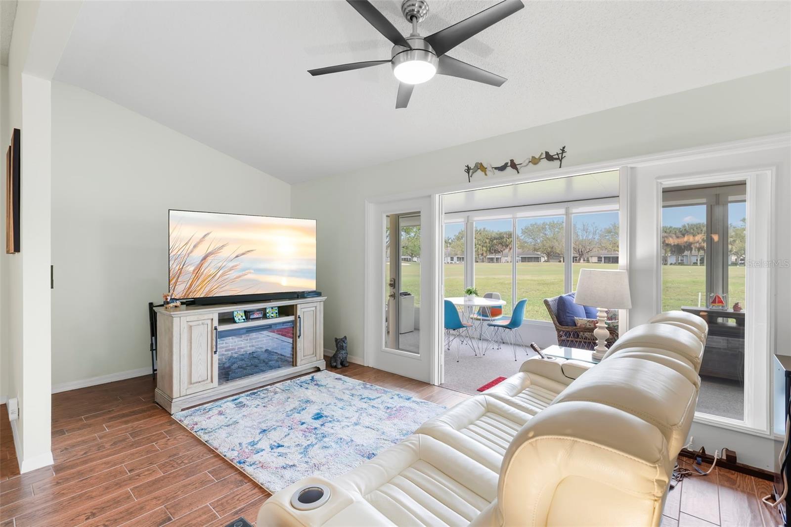 DEVONSHIRE CONDO - Residential