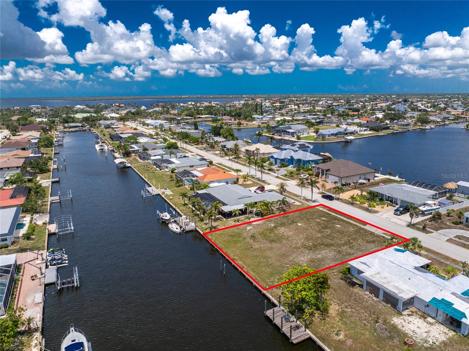 PORT CHARLOTTE SEC 040 - Land