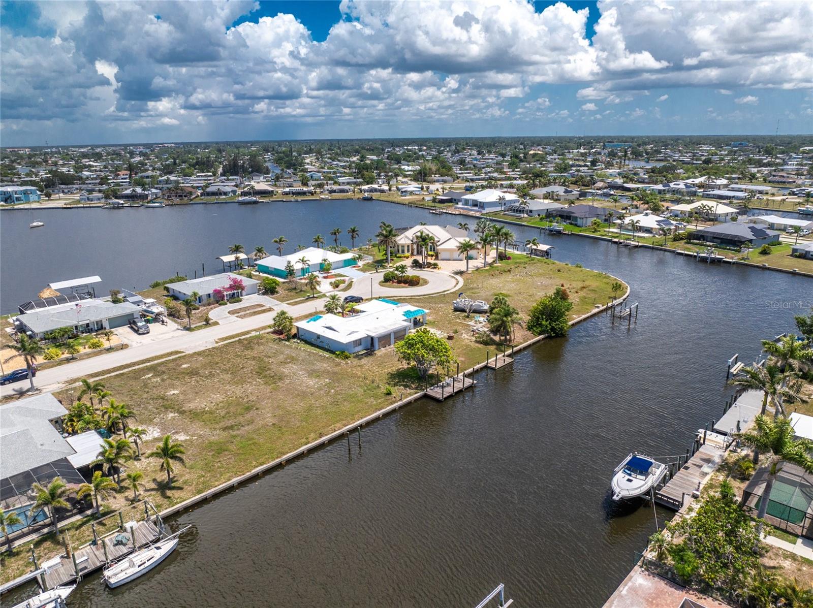 PORT CHARLOTTE SEC 040 - Land