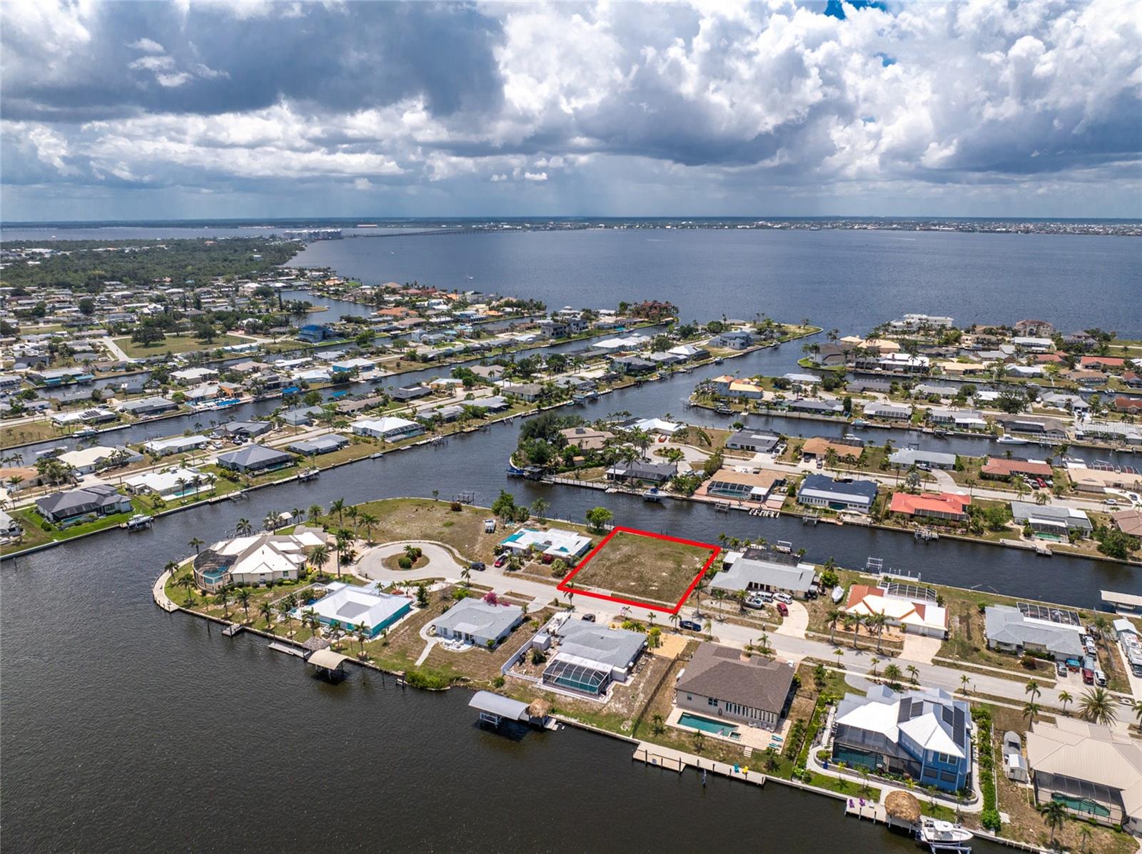 PORT CHARLOTTE SEC 040 - Land