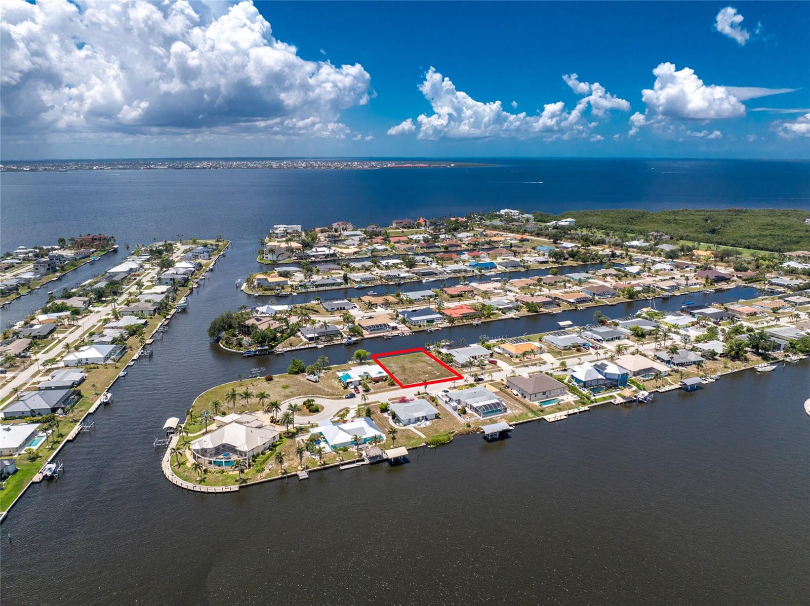 PORT CHARLOTTE SEC 040 - Land