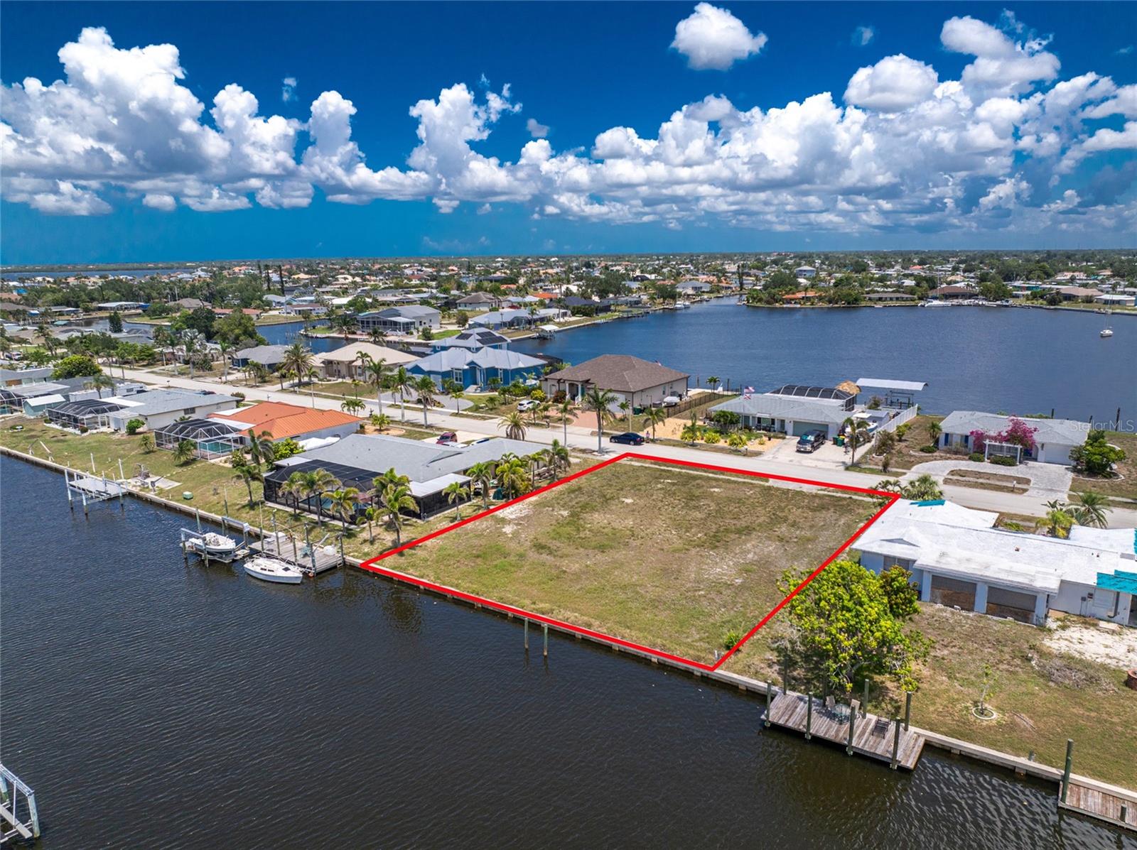 PORT CHARLOTTE SEC 040 - Land