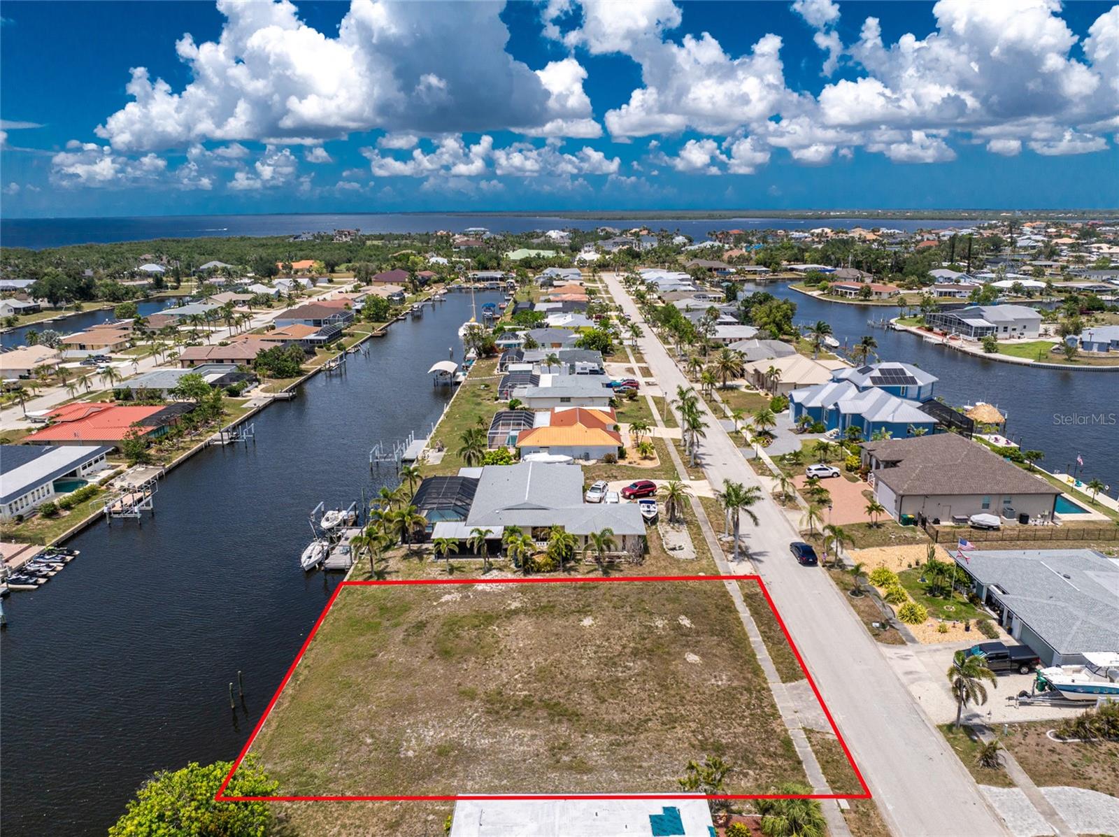 PORT CHARLOTTE SEC 040 - Land