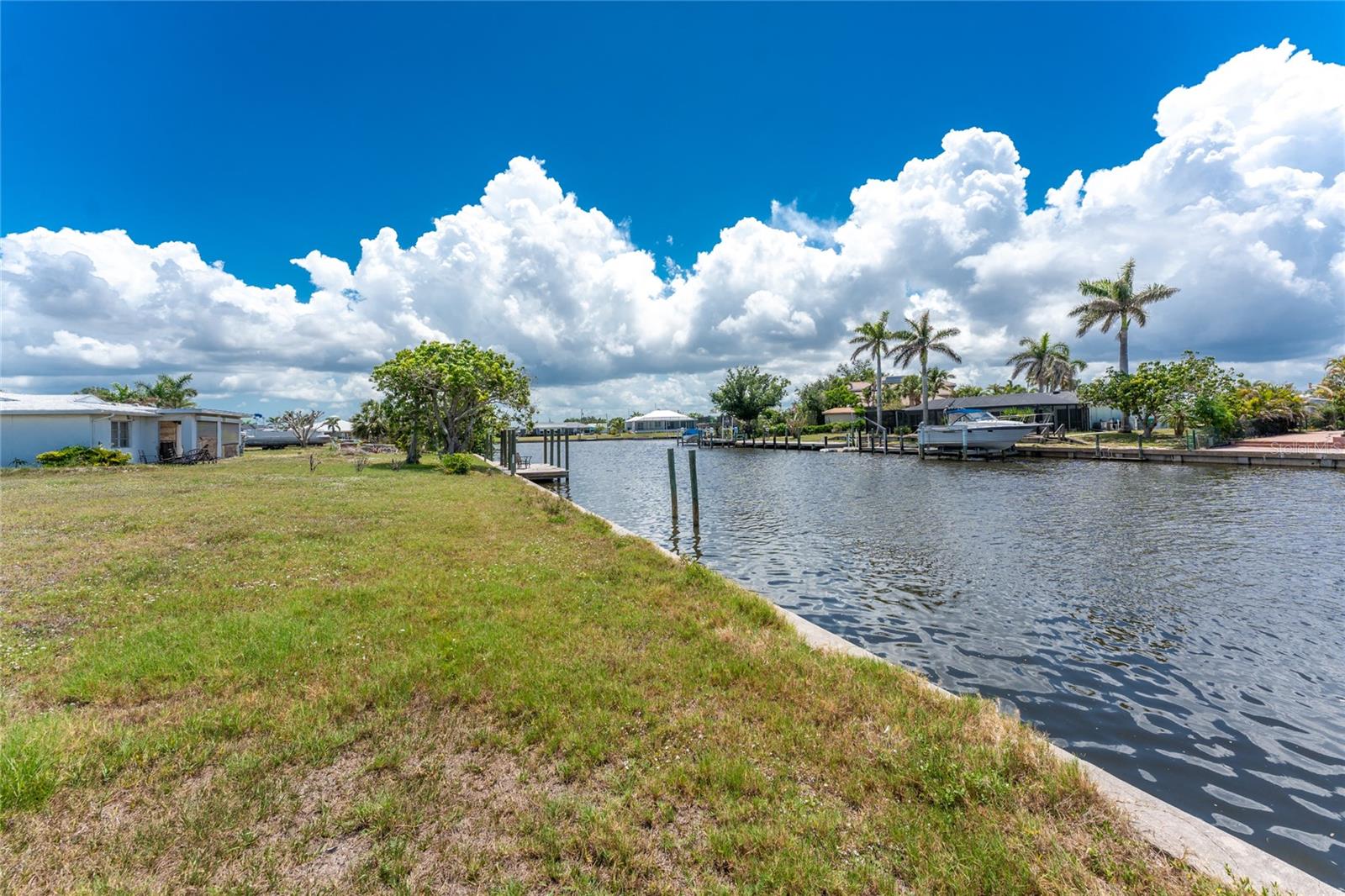 PORT CHARLOTTE SEC 040 - Land