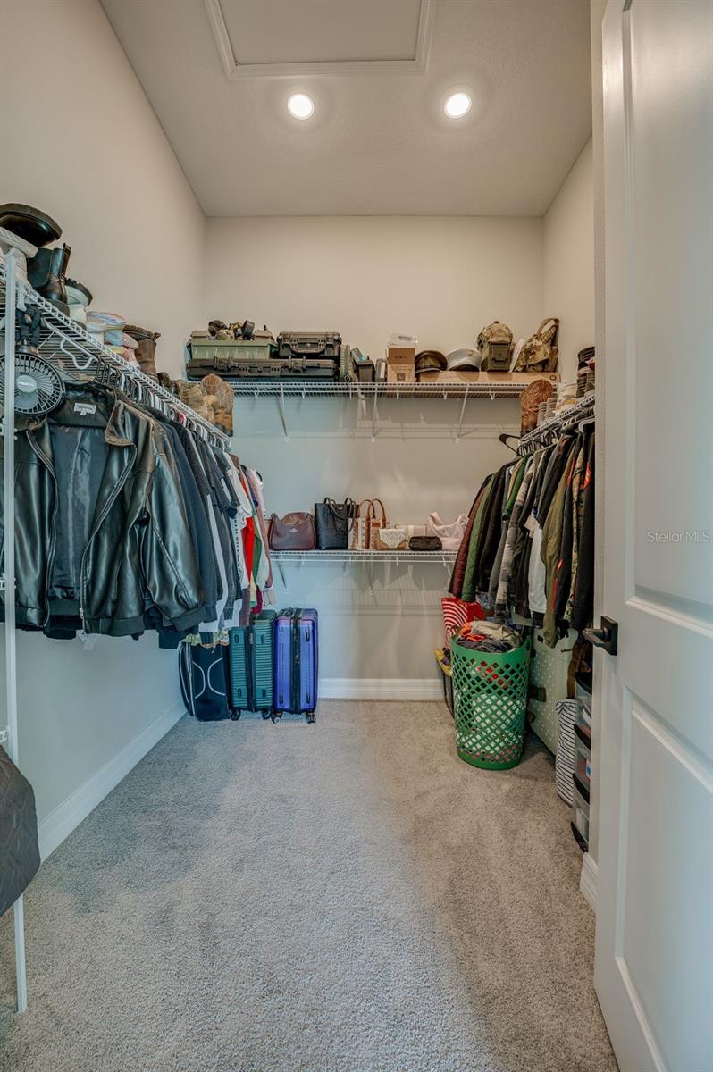 RESREVE/VICTORIA PH 2 - Residential