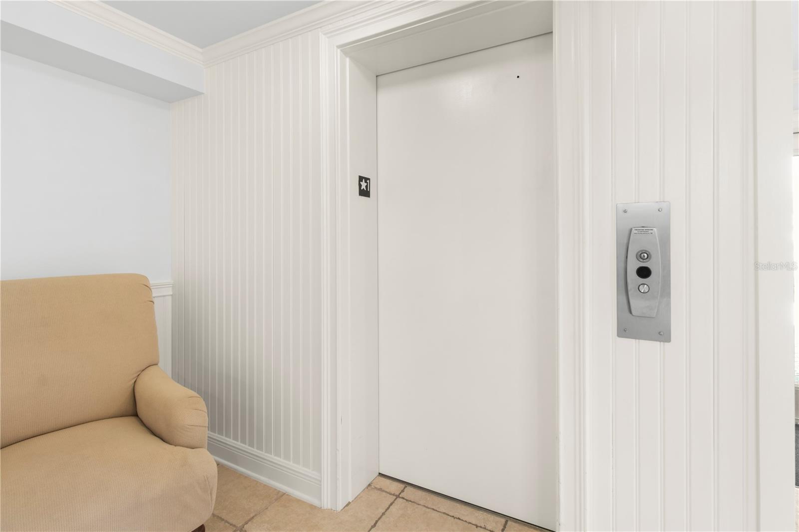 MAINSAIL BEACH INN - Residential