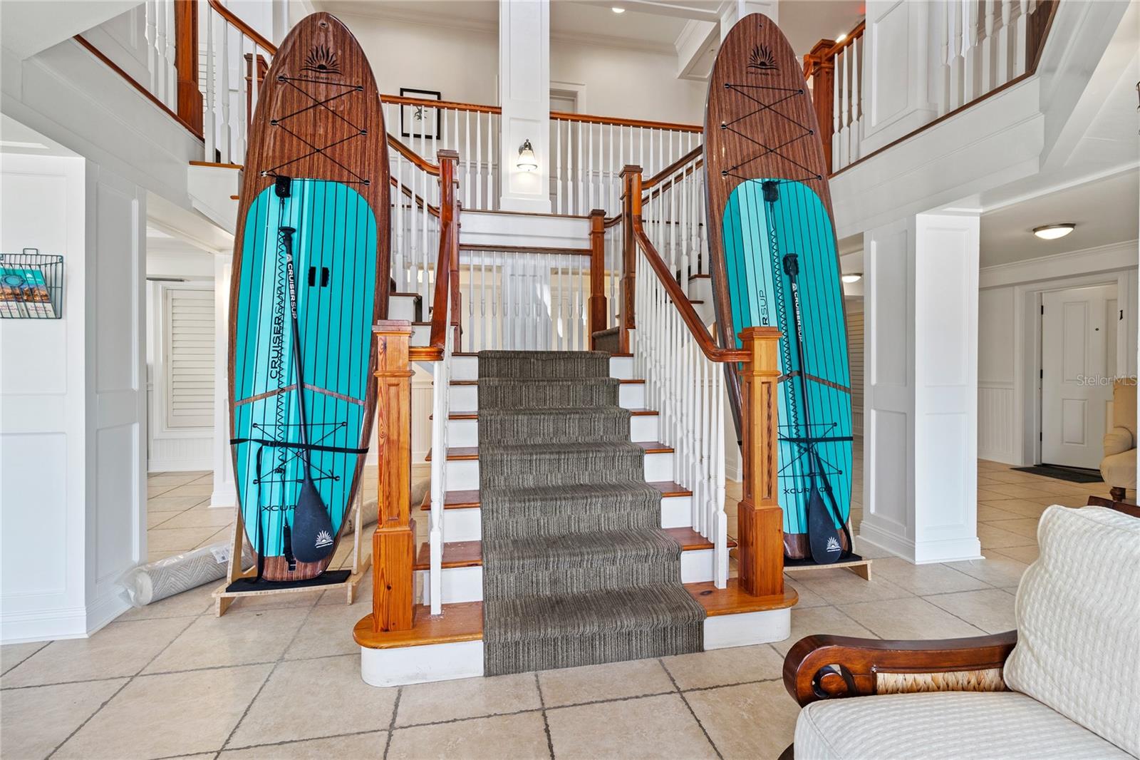 MAINSAIL BEACH INN - Residential