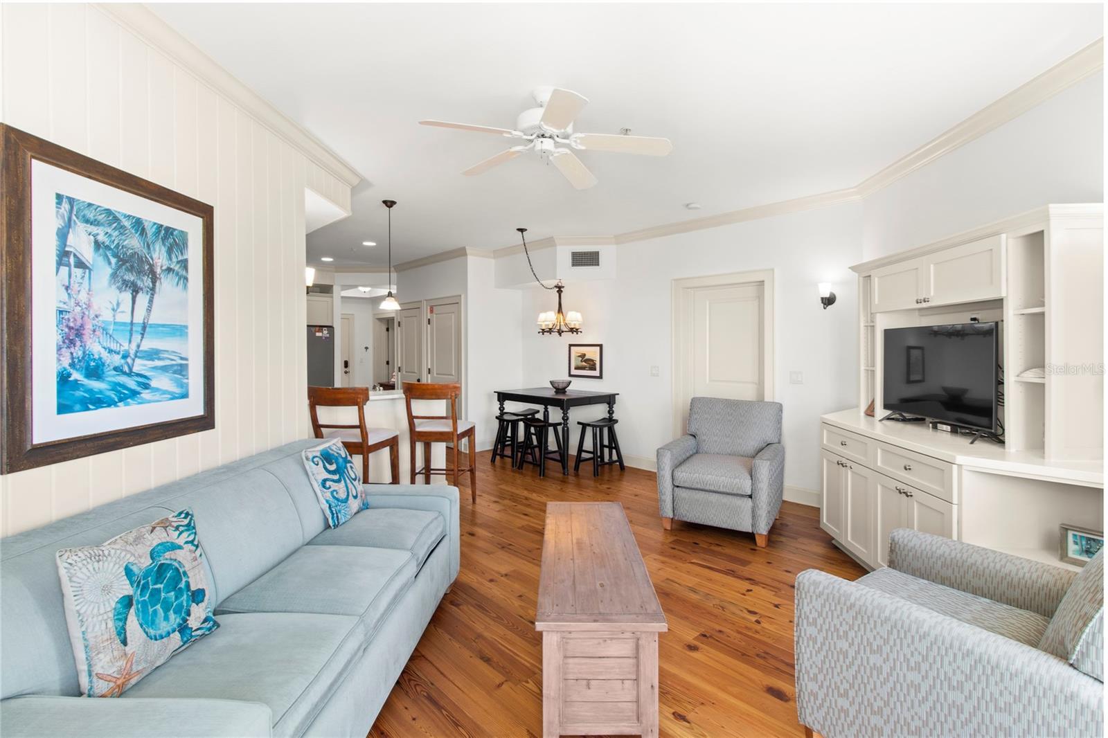 MAINSAIL BEACH INN - Residential