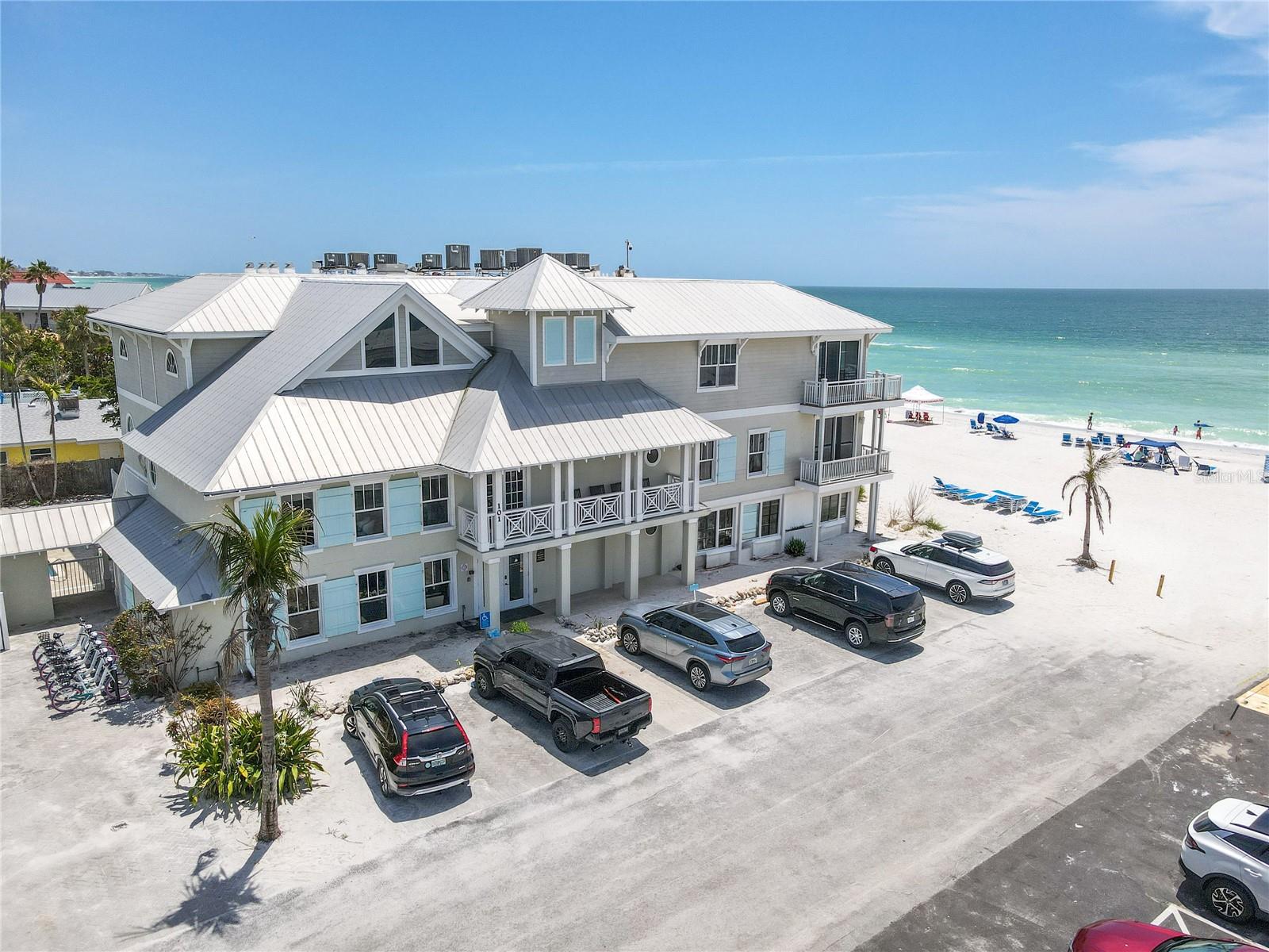MAINSAIL BEACH INN - Residential