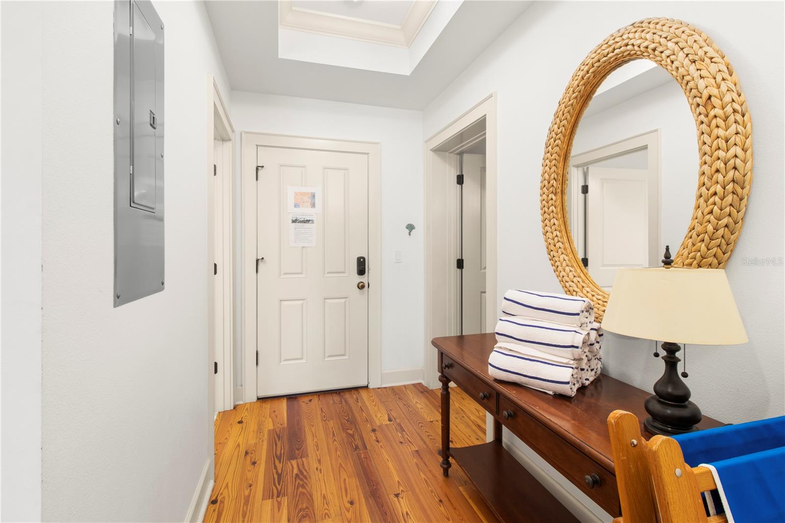 MAINSAIL BEACH INN - Residential