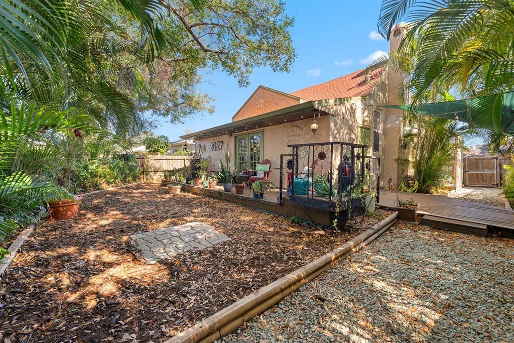 Photo of 2027 16th Street N, St Petersburg, FL 33704 (MLS # TB8471849)