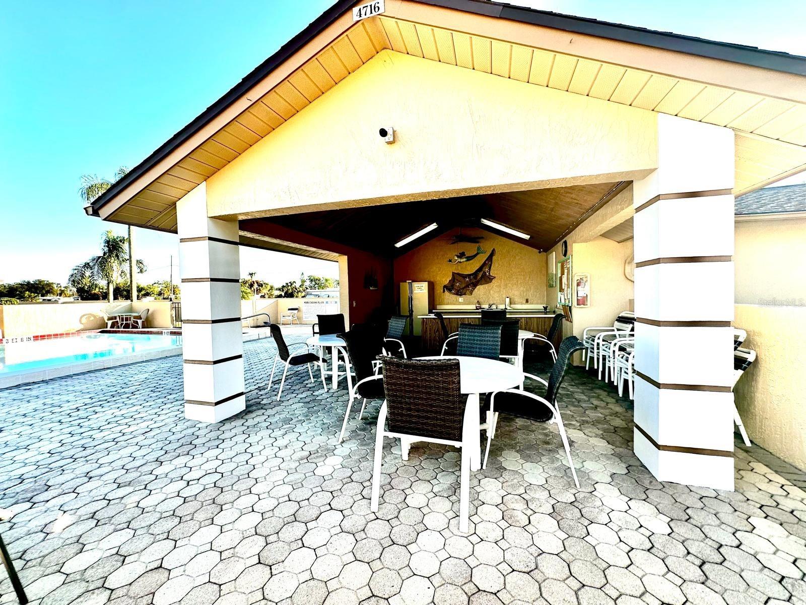 SUNRISE SQUARE VILLAS - Residential