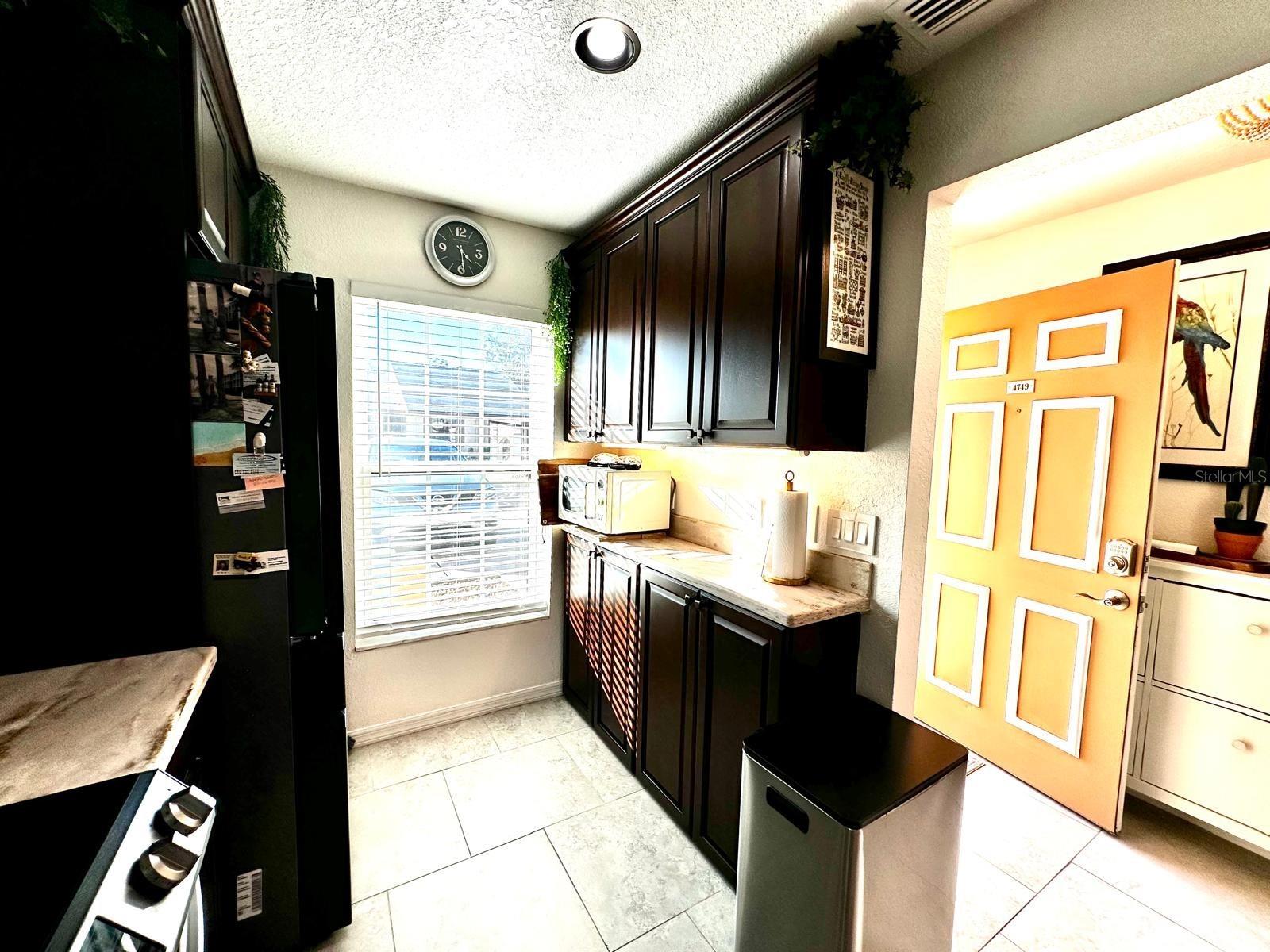 SUNRISE SQUARE VILLAS - Residential