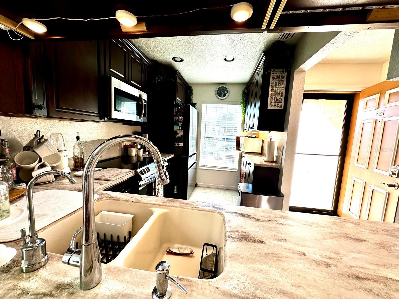 SUNRISE SQUARE VILLAS - Residential