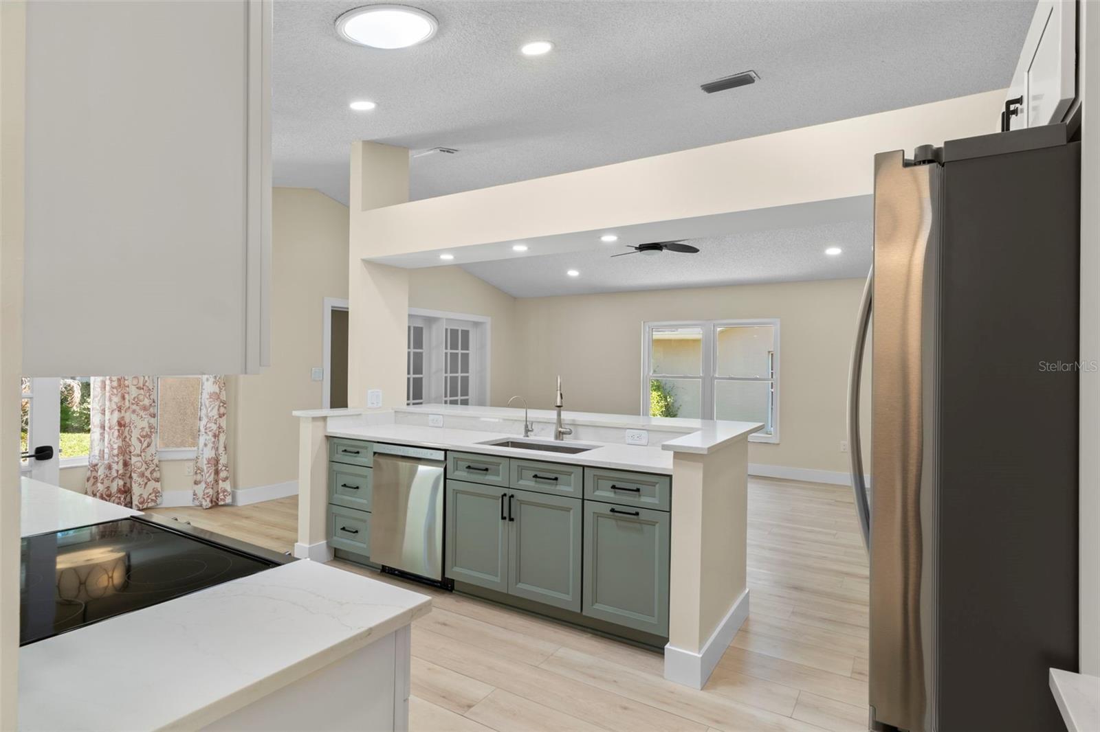 TIMBER PINES - Residential