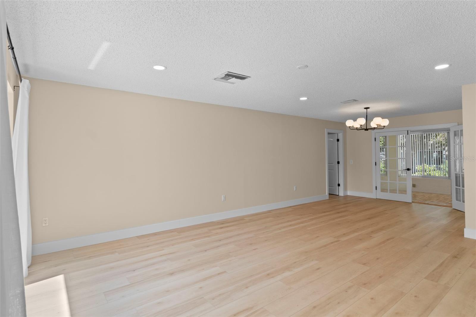 TIMBER PINES - Residential