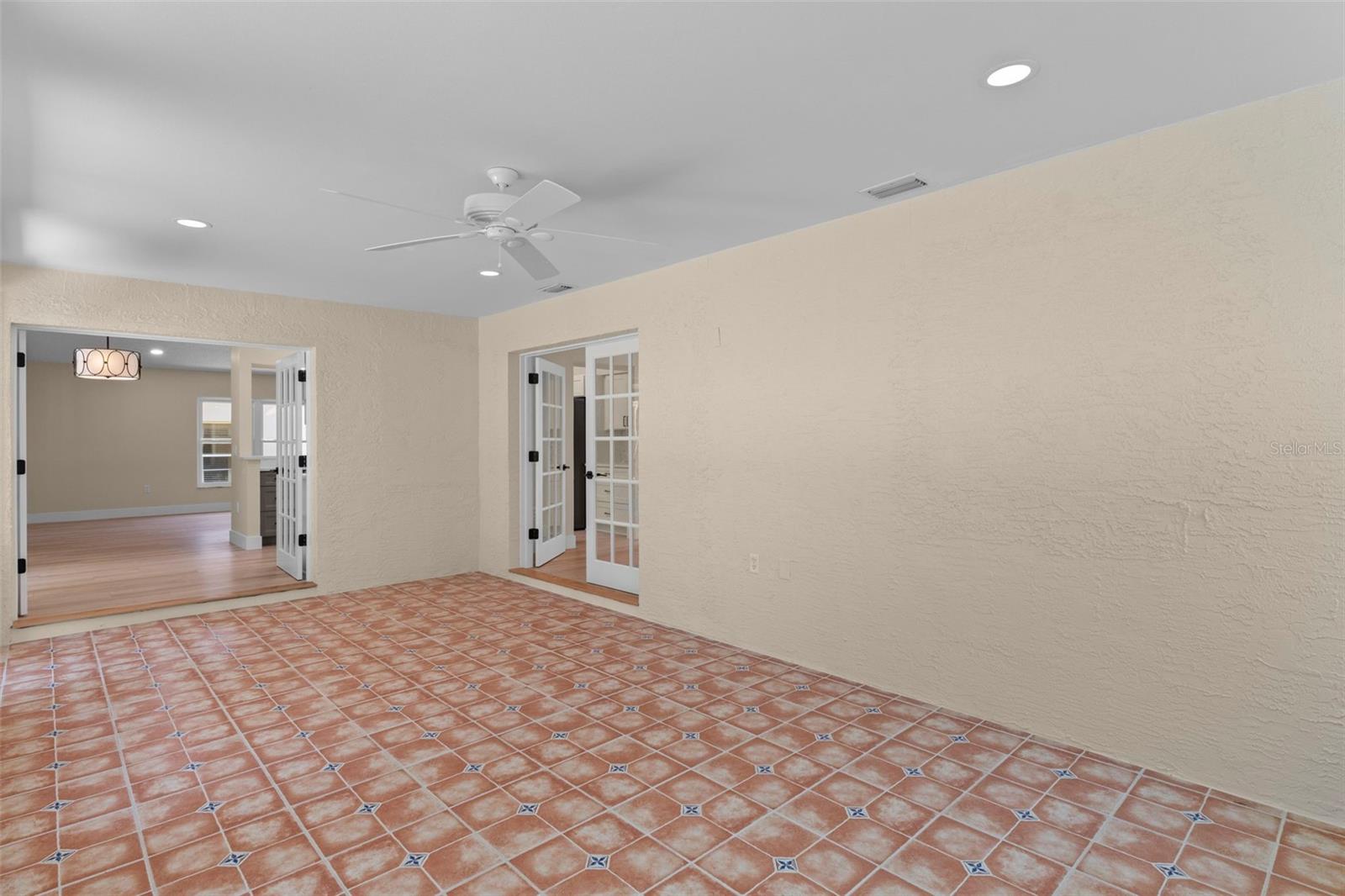 TIMBER PINES - Residential