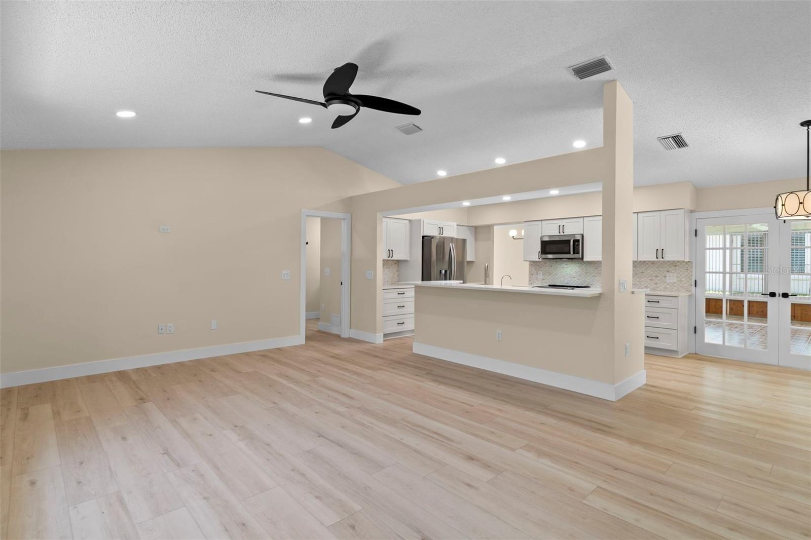 TIMBER PINES - Residential