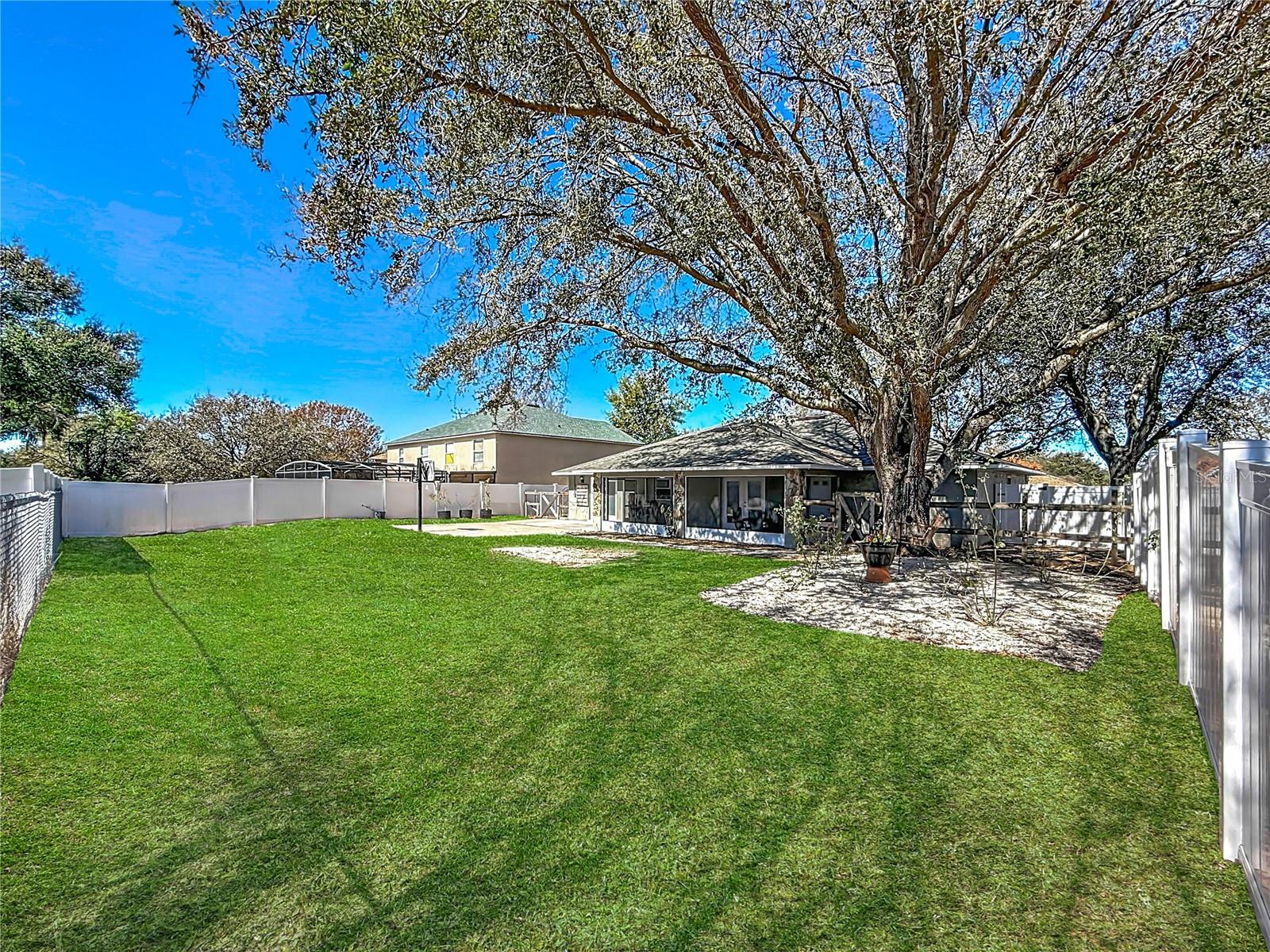 SHADDOCK ESTATES - Residential