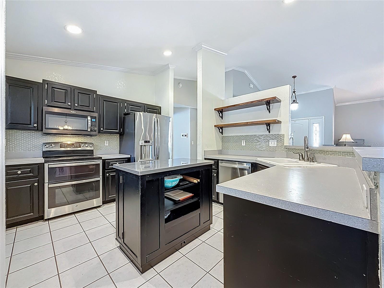 SHADDOCK ESTATES - Residential