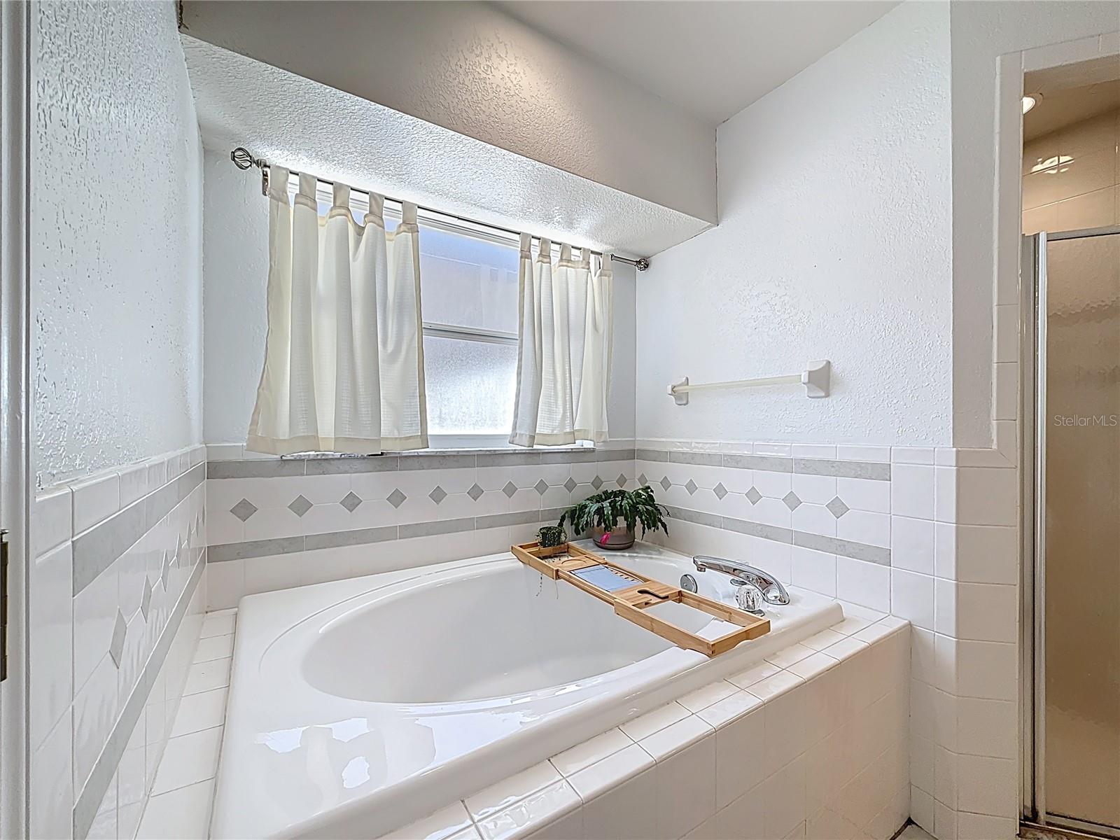 SHADDOCK ESTATES - Residential