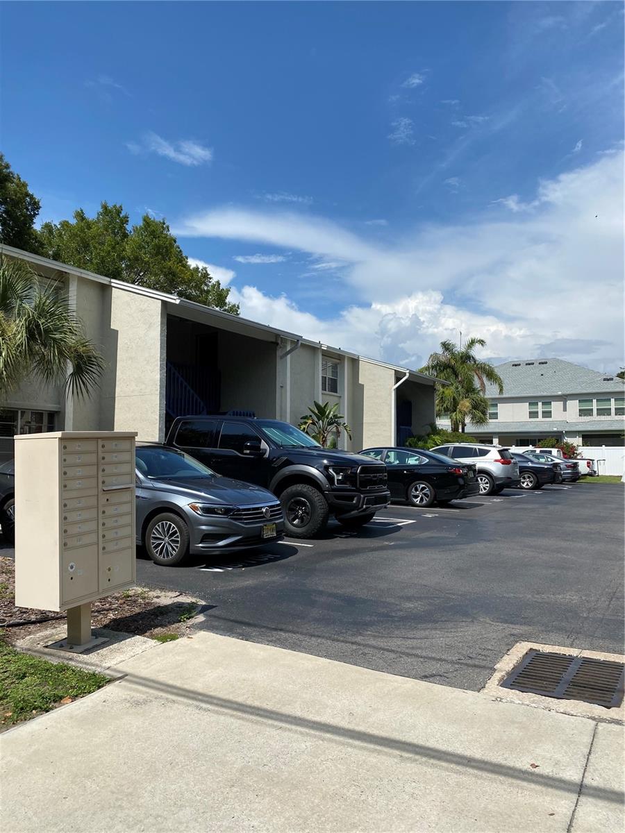 FRANKLIN PARK CONDO - Residential Lease