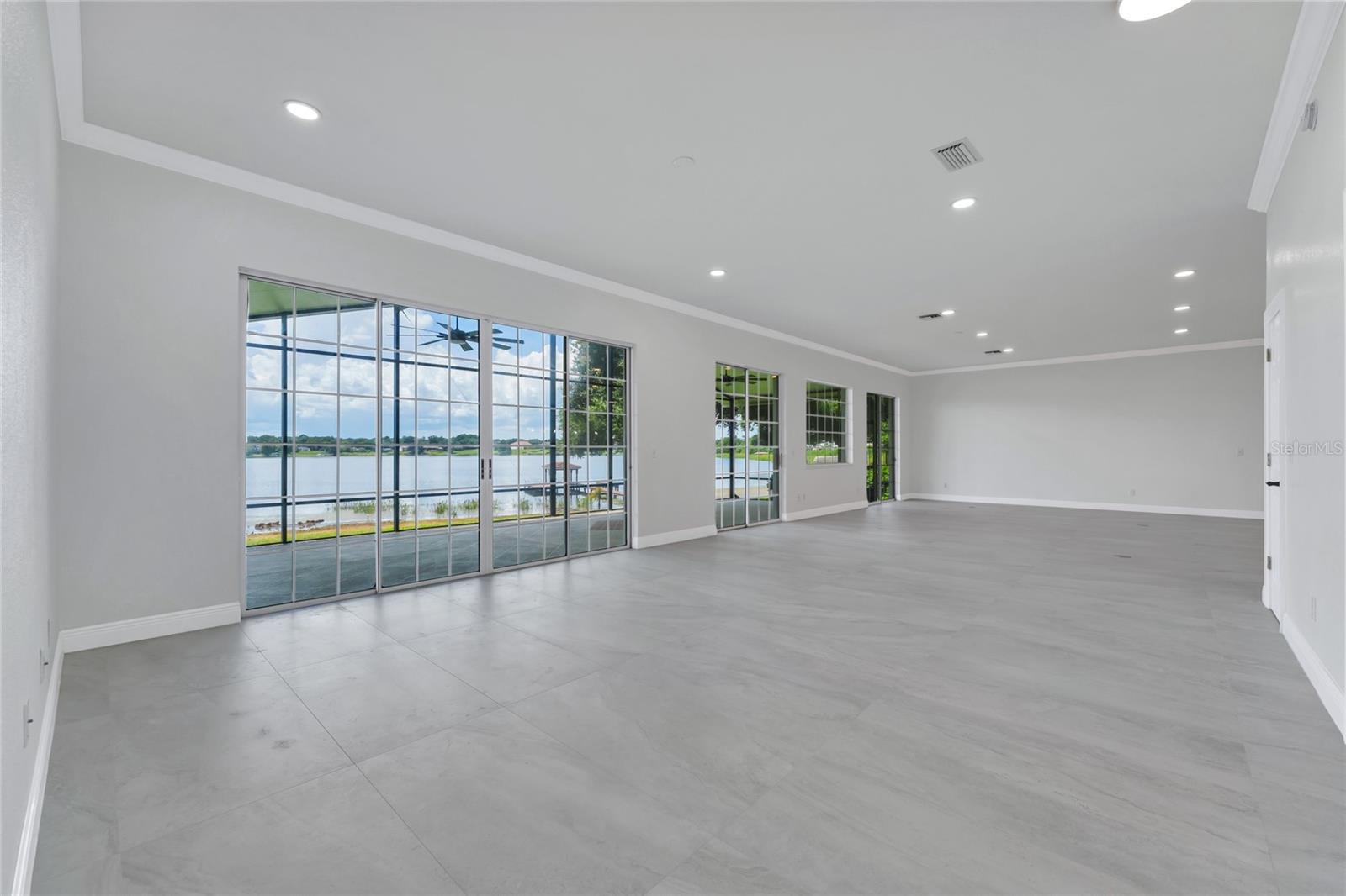 ROBERTS LANDING - Residential