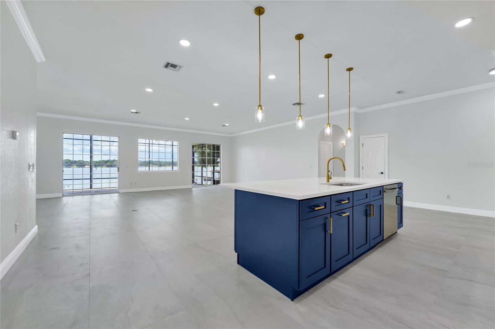 ROBERTS LANDING - Residential