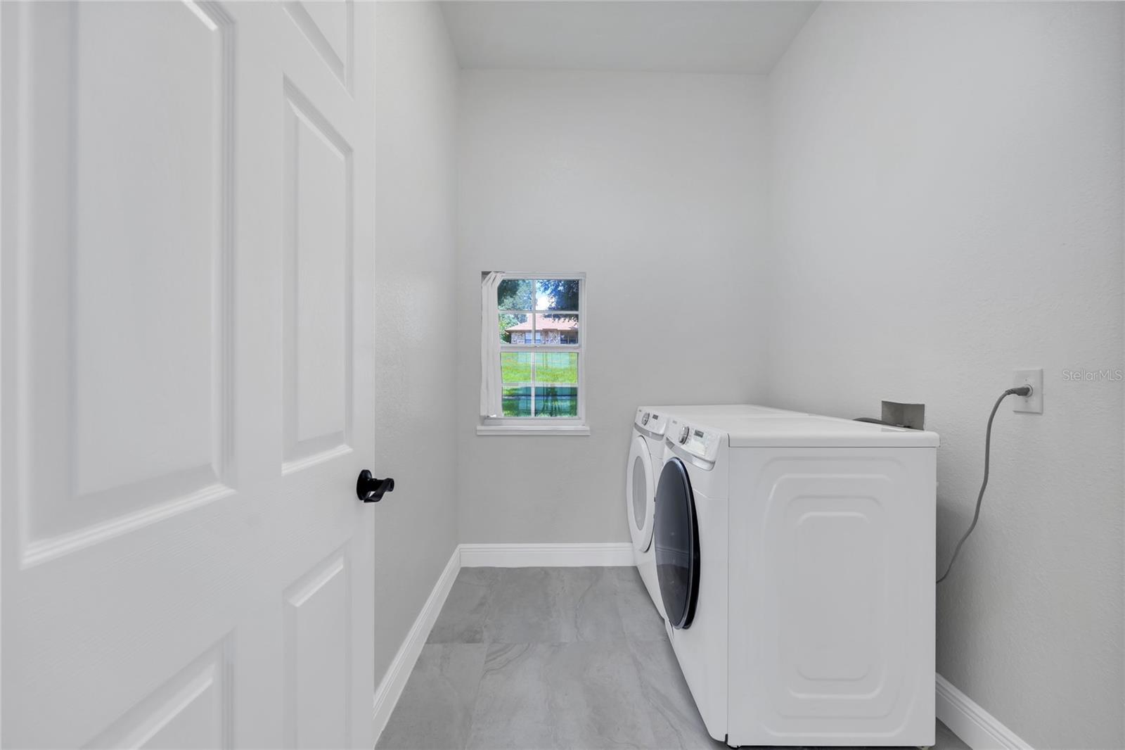 ROBERTS LANDING - Residential