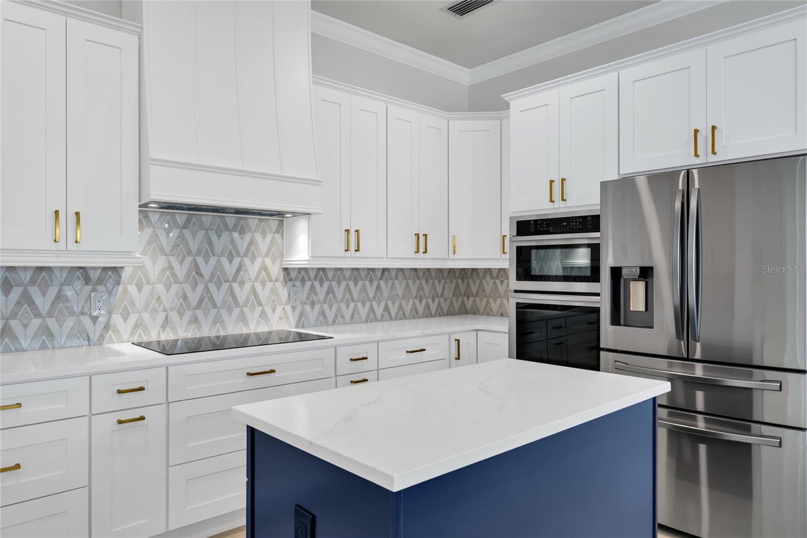 ROBERTS LANDING - Residential