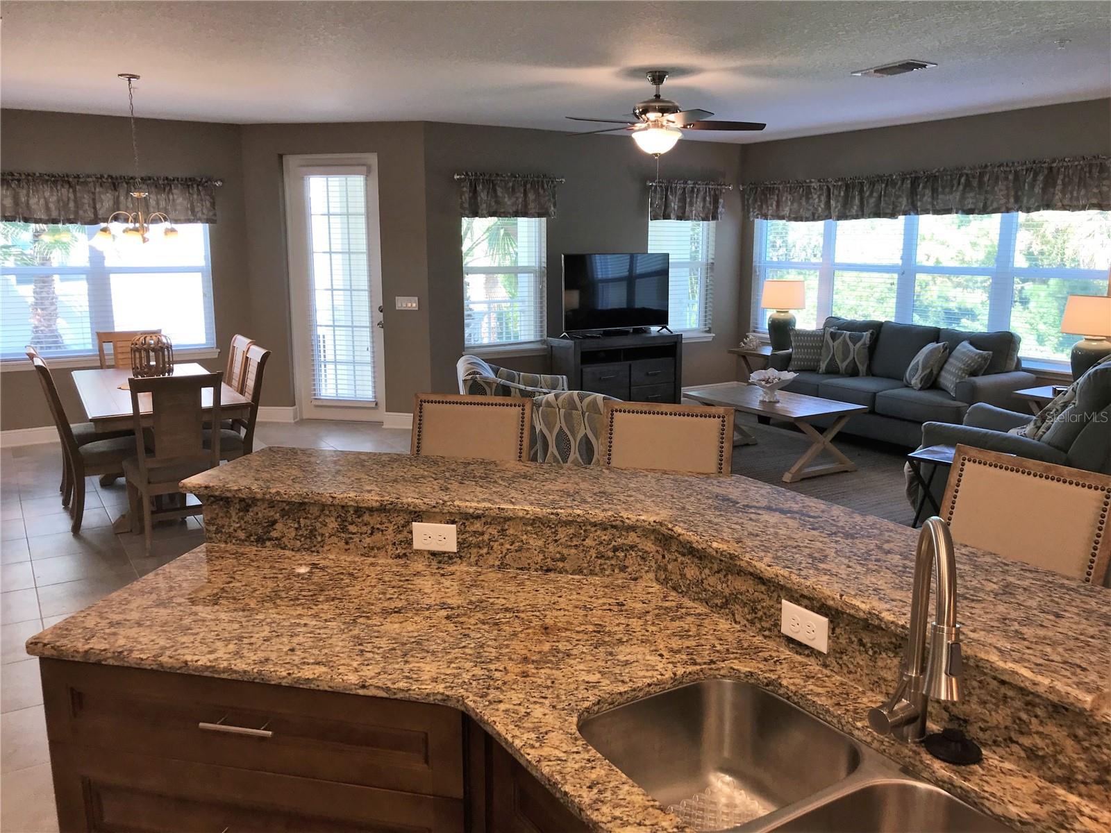 PALMA SOLA BAY CLUB CONDOS - Residential Lease