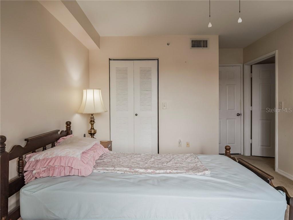 LAGUNA OF VERO BEACH - Residential