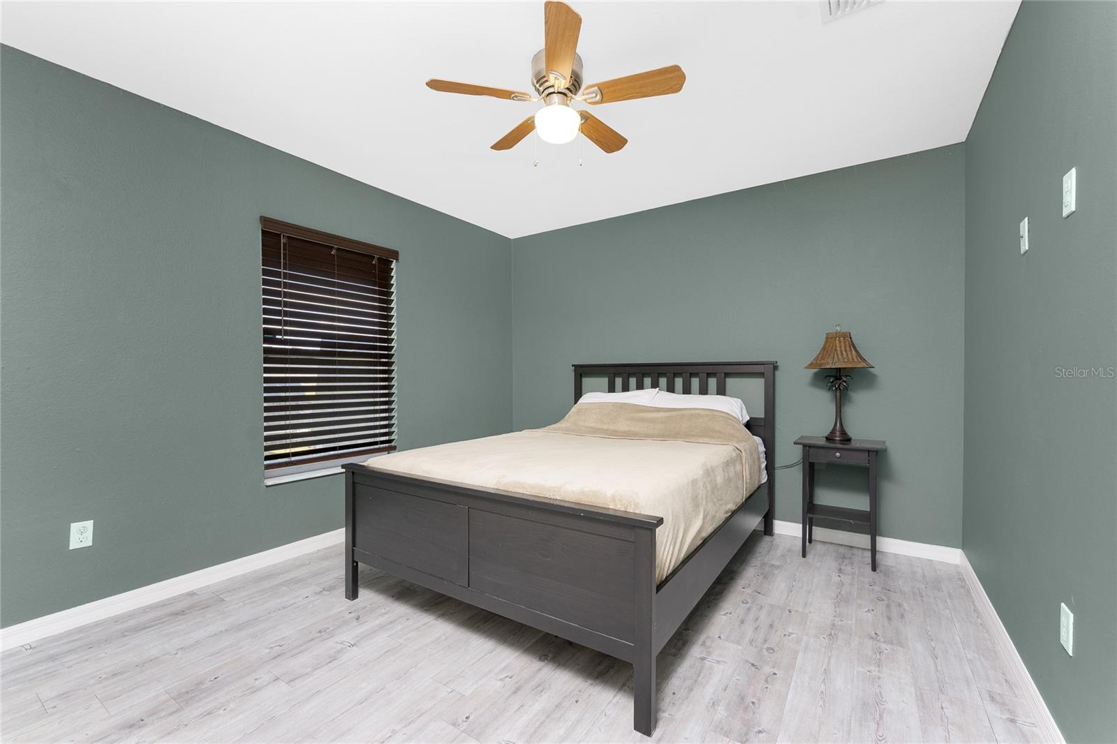 SUNNY BREEZE HARBOR - Residential