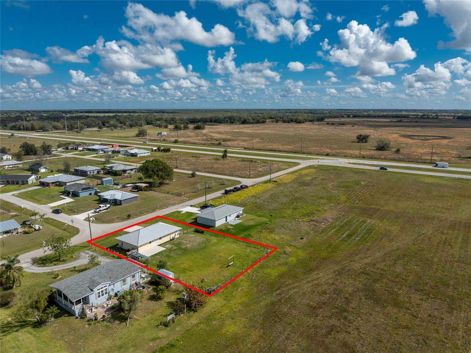 SUNNY BREEZE HARBOR - Residential