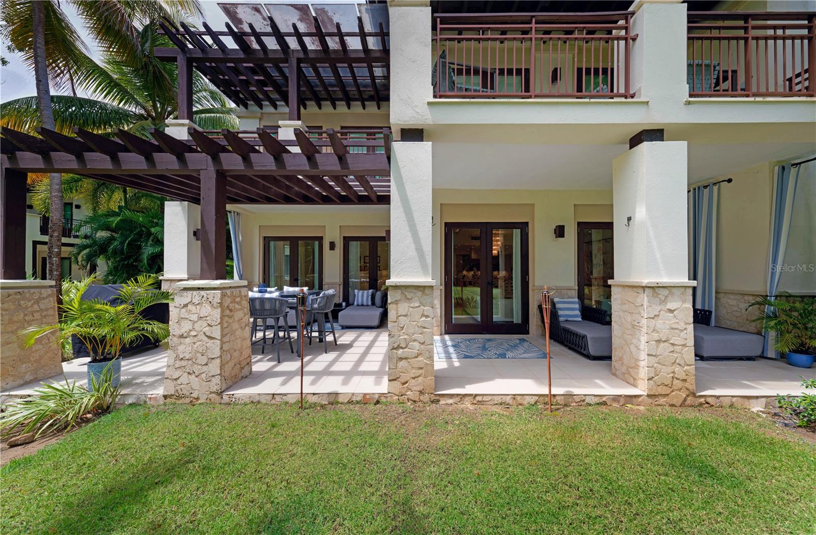 BAHIA BEACH - Residential