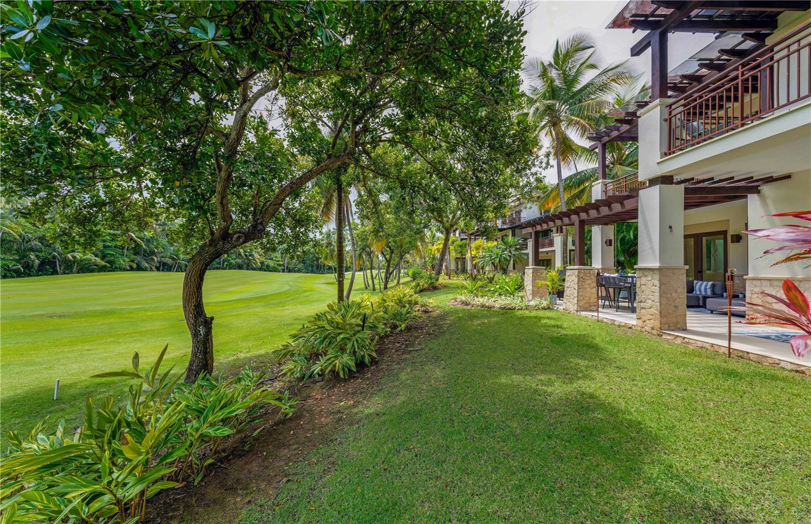 BAHIA BEACH - Residential