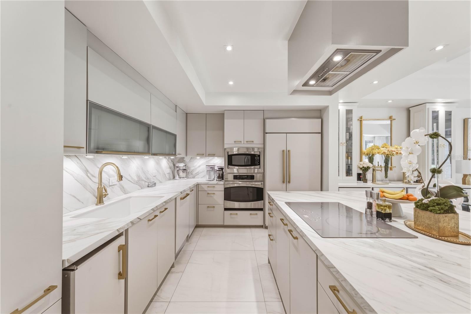 BAHIA BEACH - Residential