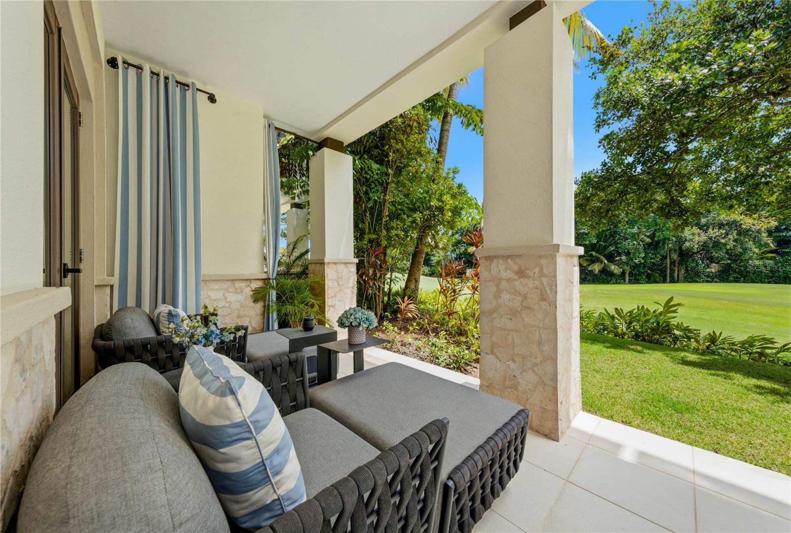 BAHIA BEACH - Residential