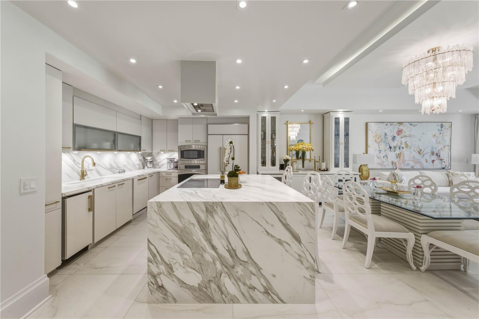 BAHIA BEACH - Residential