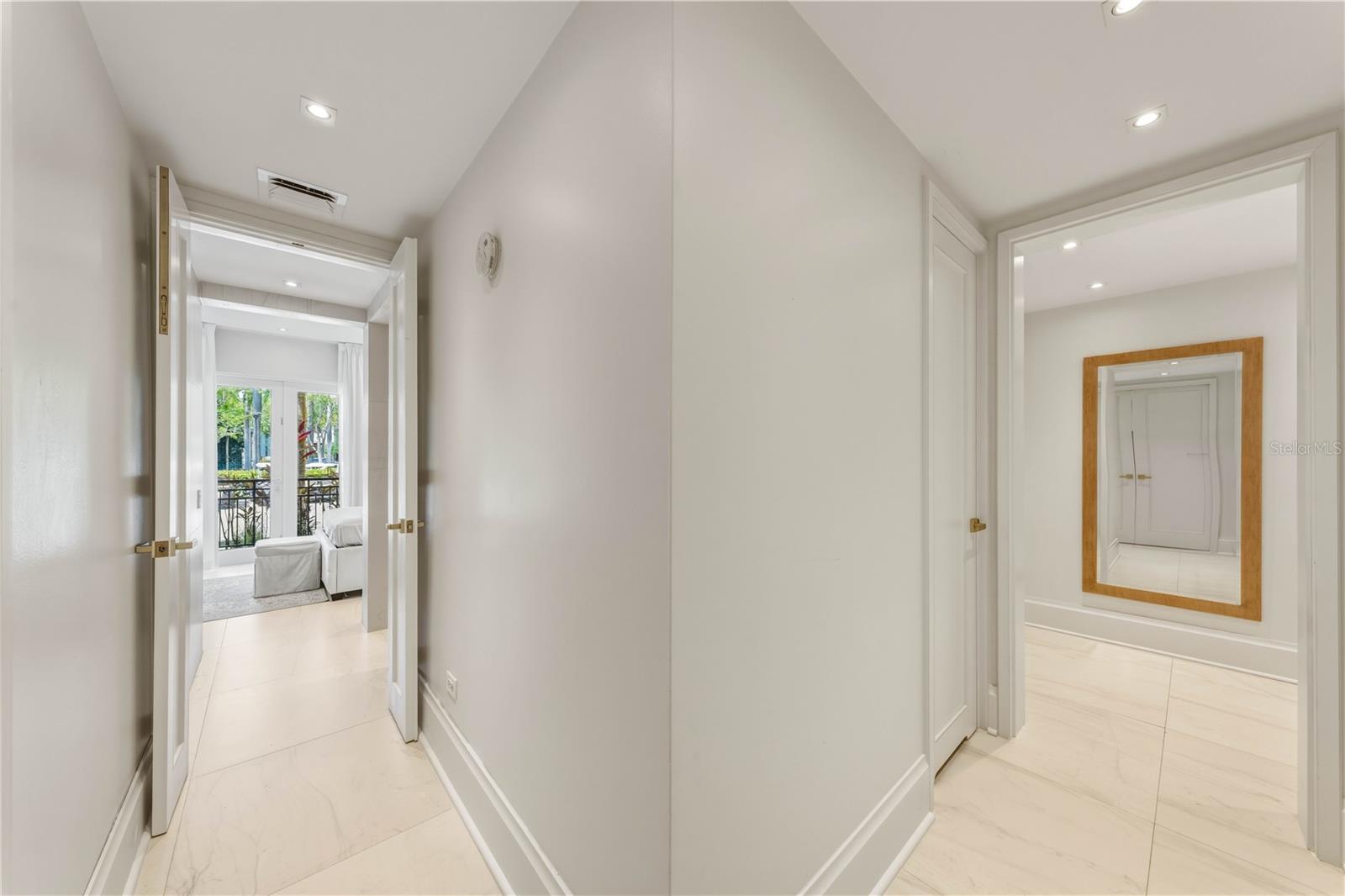 BAHIA BEACH - Residential